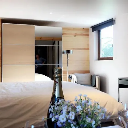 Bed & Breakfast Du Golf Sart-Dames-Avelines